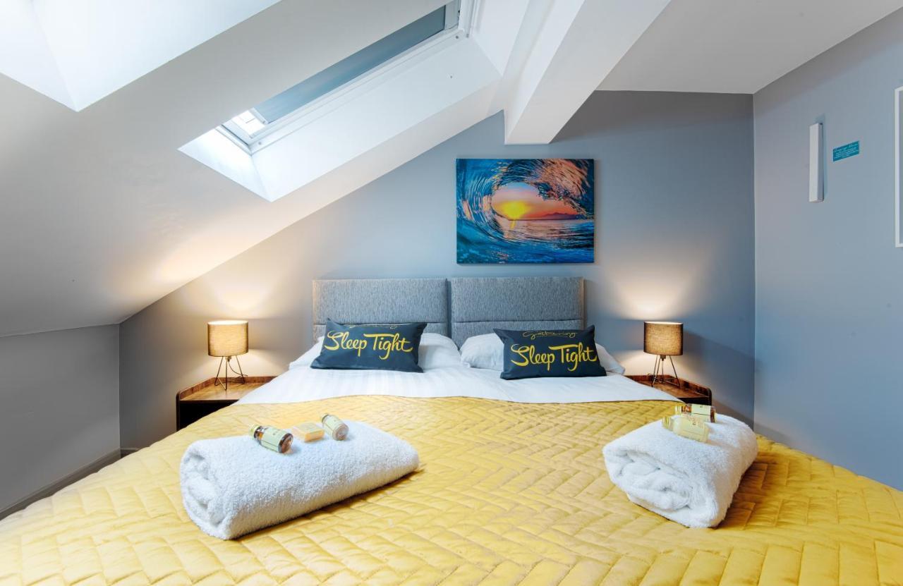 The Llangollen - Berwyn House เร็กซ์แฮม ภายนอก รูปภาพ